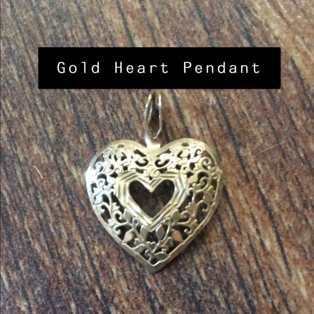 Heart shaped pendant